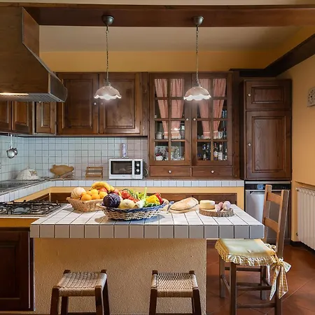 Costanza 6, Emma * פיביצאנו